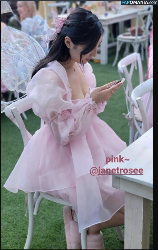 Janet Rose / XChocobars / janetrosee Nahý OnlyFans  Uniklá fotka #558