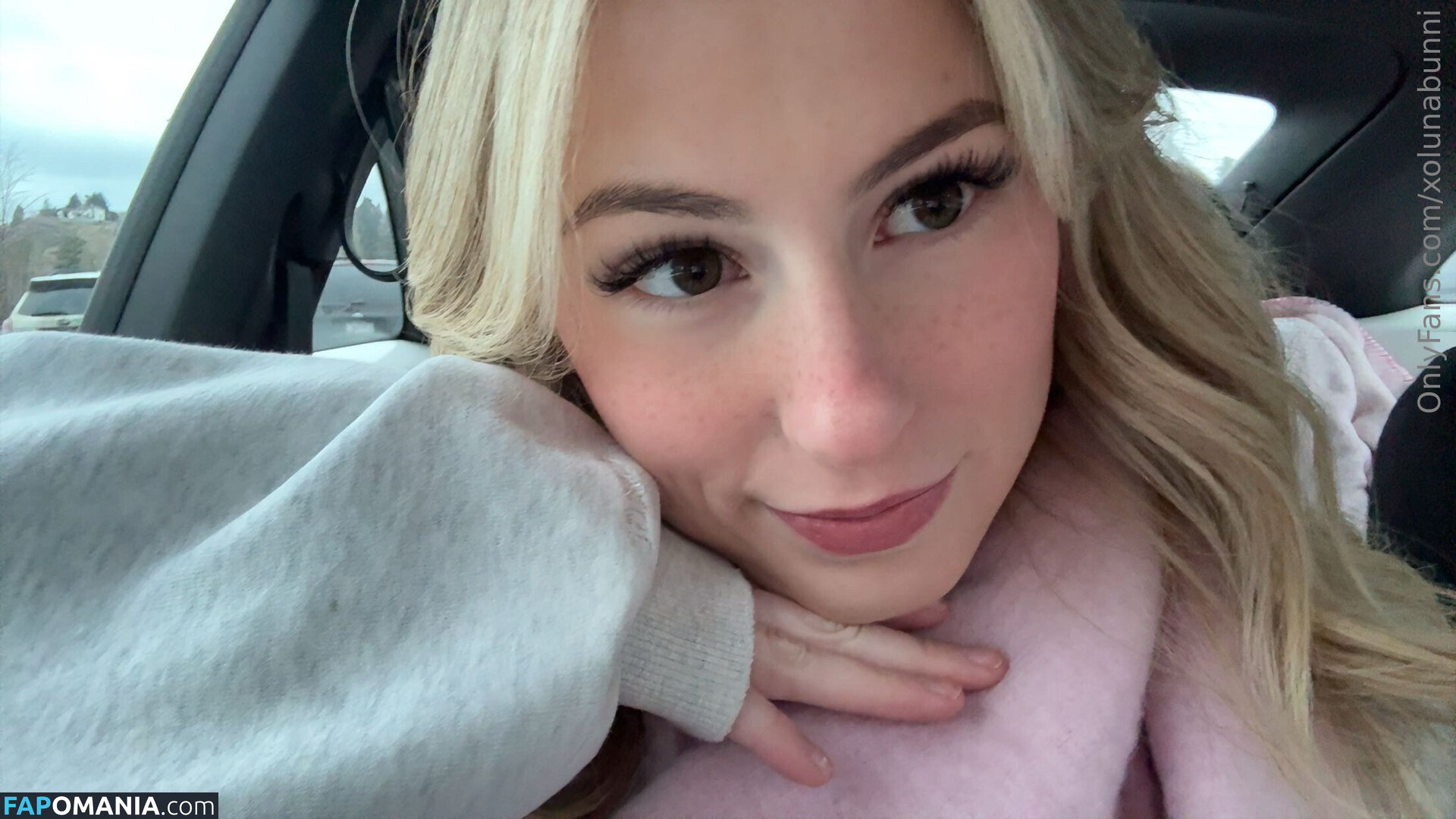 Luna Bunni / xolunabunni Nahý OnlyFans  Uniklá fotka #4