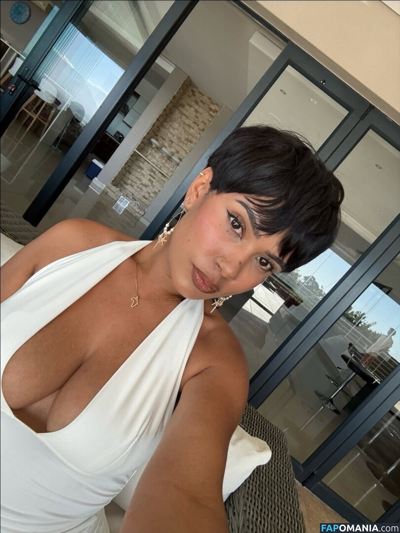 Xtacey, Stacey Africa / xtacey Nahý OnlyFans  Uniklá fotka #12