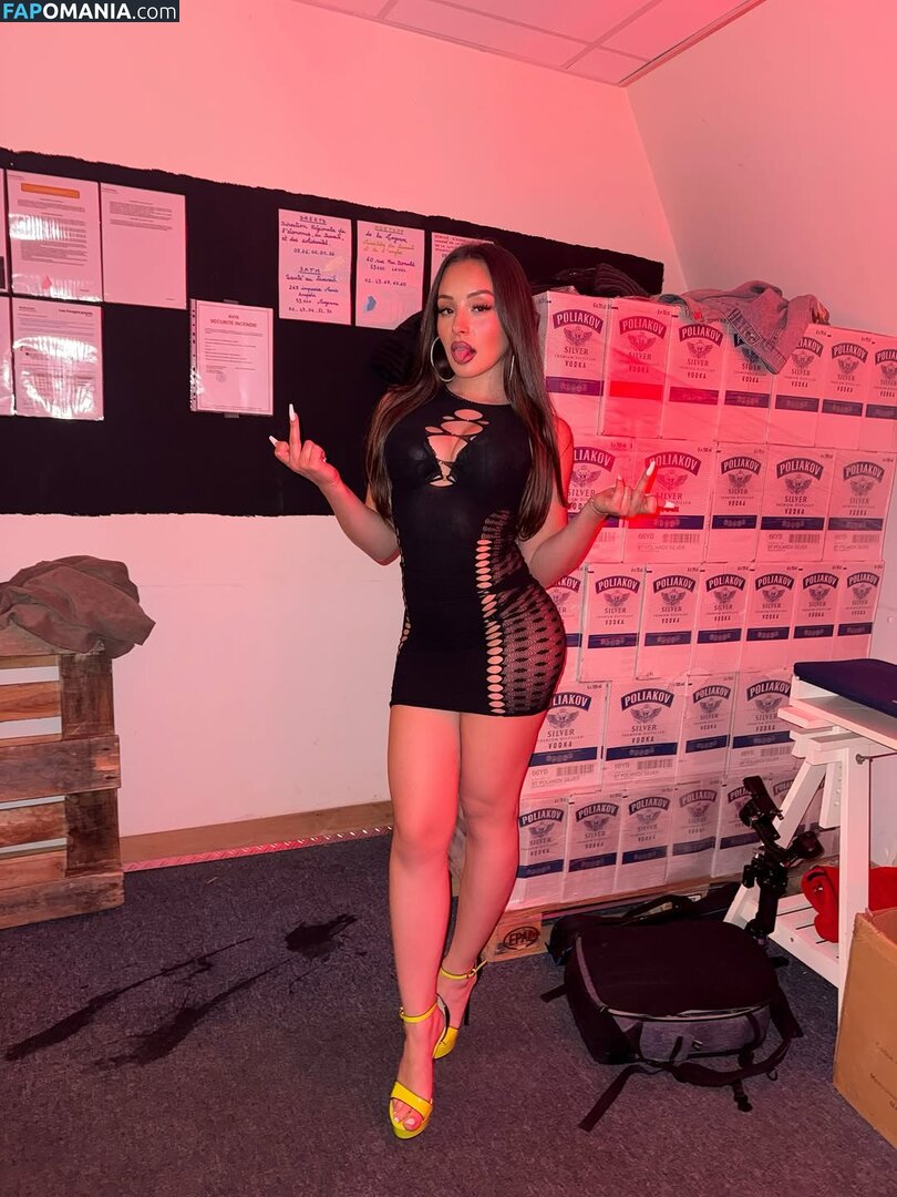 Yaminam / https: Nahý OnlyFans  Uniklá fotka #4