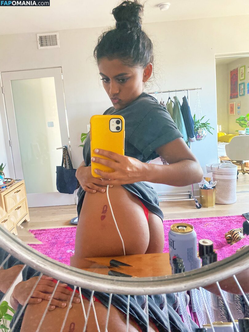 Yamini Nambimadom / yaminidoescomedy / yamininosebest Nahý OnlyFans  Uniklá fotka #13