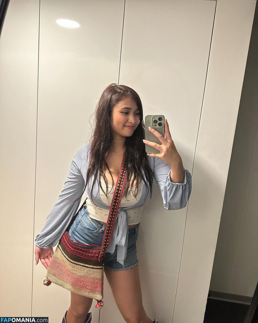 Yana Cosplay / yanabelle8 / yanabulka / yanacosplay Nahý OnlyFans  Uniklá fotka #47