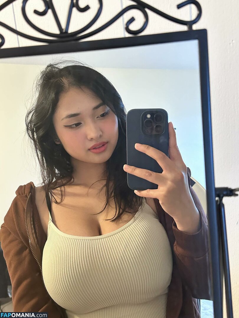 Yana Cosplay / yanabelle8 / yanabulka / yanacosplay Nahý OnlyFans  Uniklá fotka #99