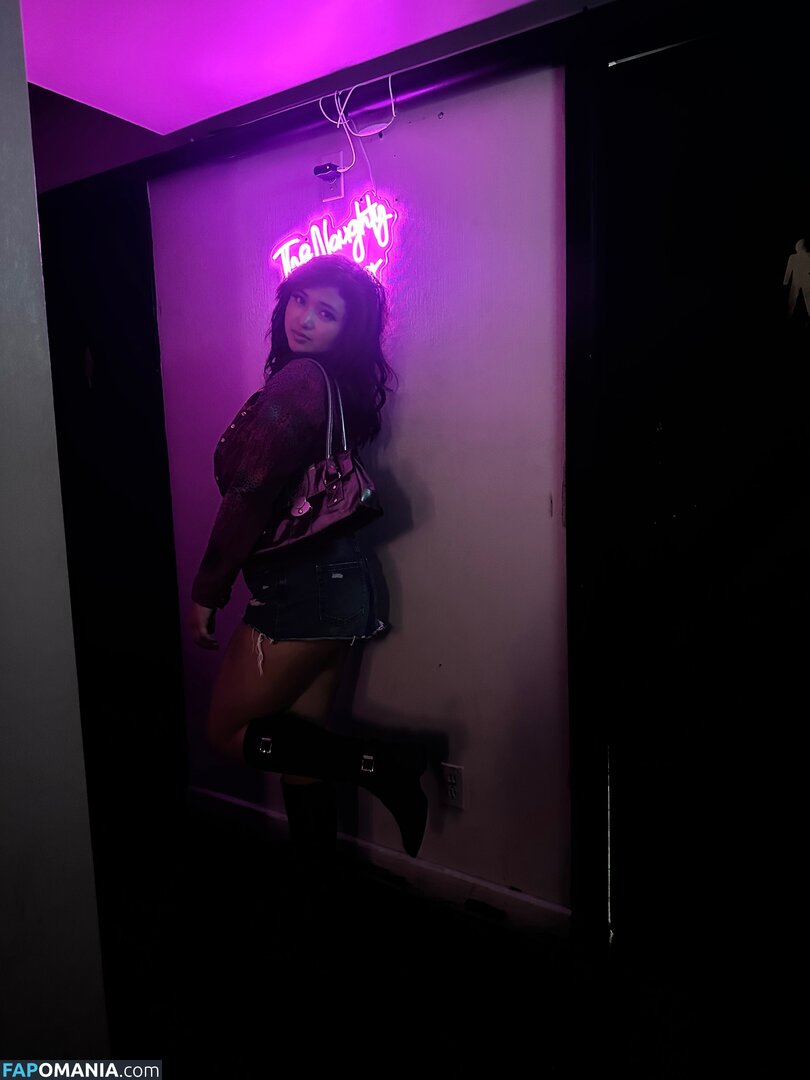 Yana Cosplay / yanabelle8 / yanabulka / yanacosplay Nahý OnlyFans  Uniklá fotka #104