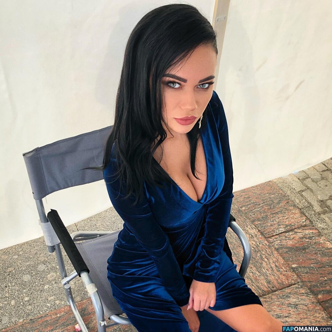 Yana Koshkina / yana_koshkina_official Nahý OnlyFans  Uniklá fotka #9
