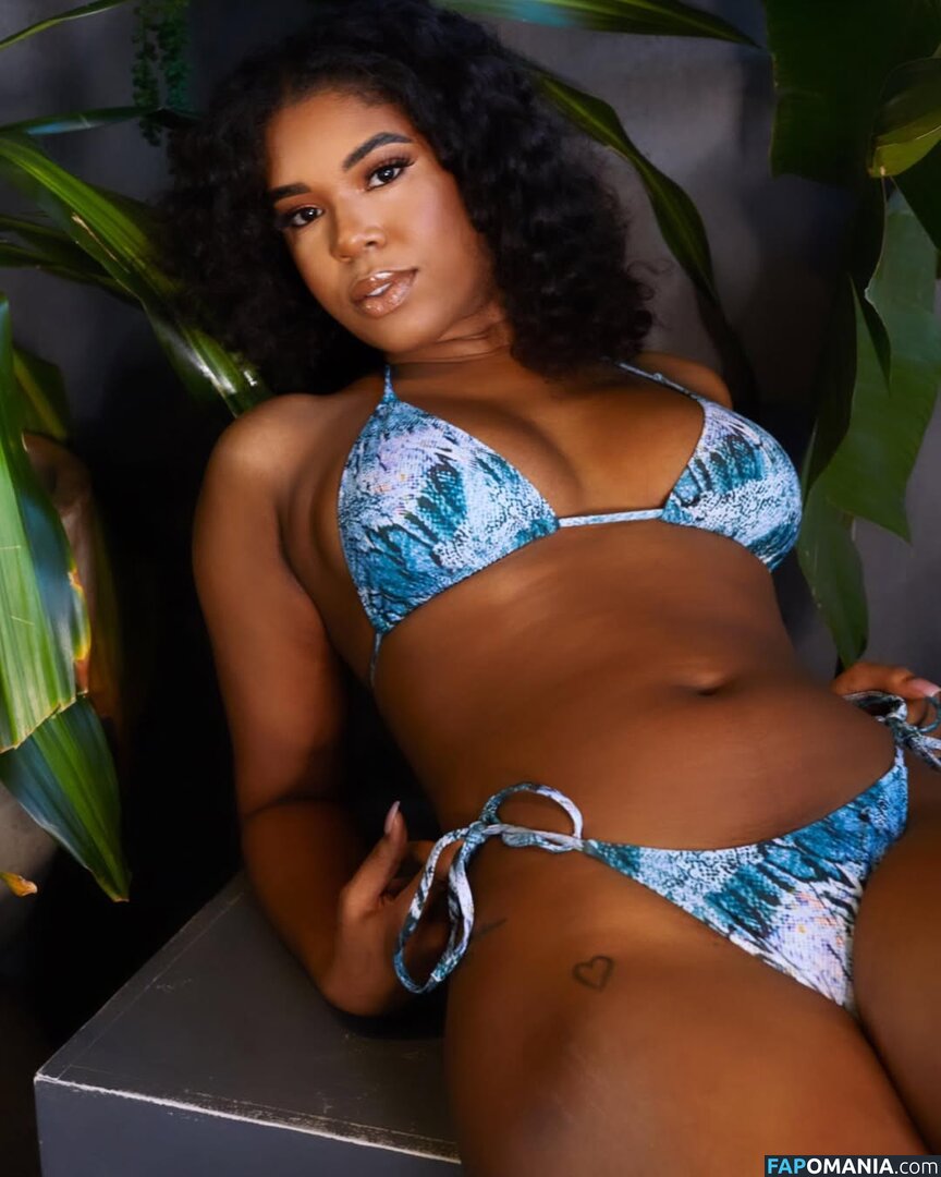 Yasmeen Kearra / yaskearra / yasmeen.kearra Nahý OnlyFans  Uniklá fotka #7