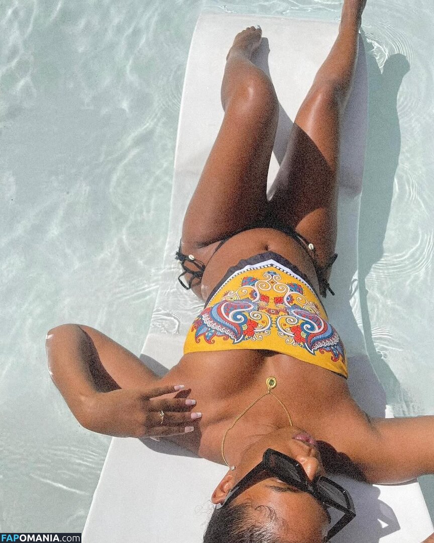 Yasmeen Kearra / yaskearra / yasmeen.kearra Nahý OnlyFans  Uniklá fotka #14