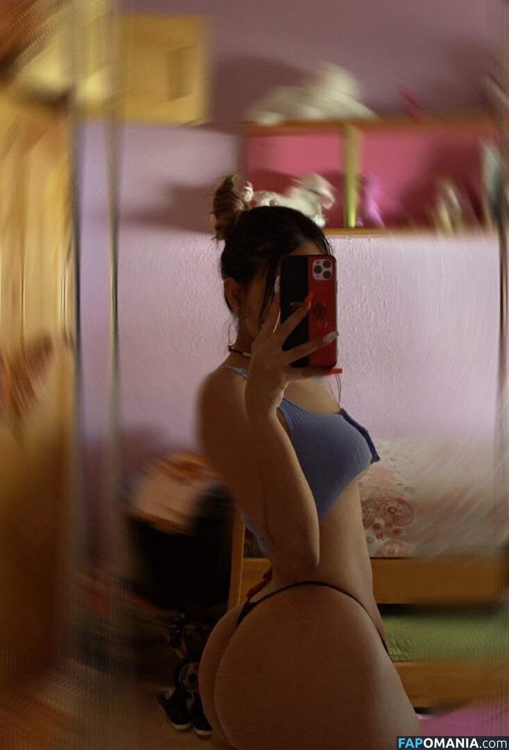 Layass / Velvetyas / Velvetyas03 / Yasmin / itsyasmin Nahý OnlyFans  Uniklá fotka #37