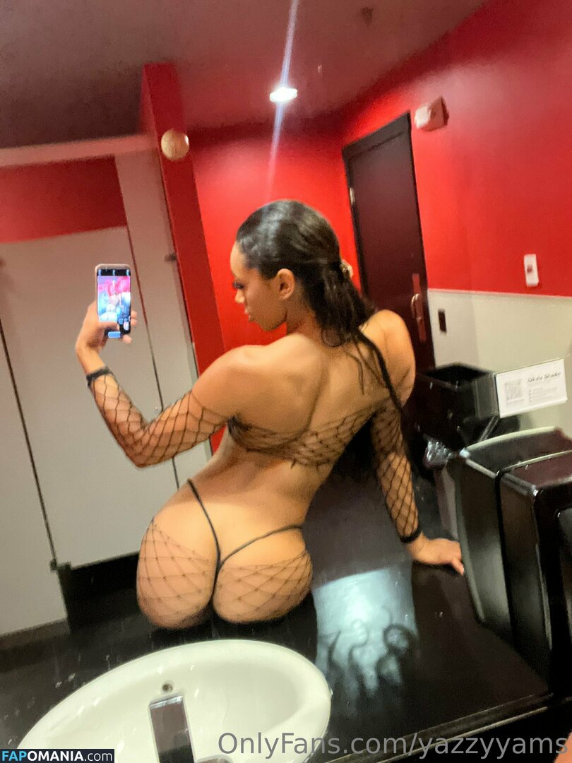 Queen Yasmeena / yazzylonglegs / yazzyyams Nahý OnlyFans  Uniklá fotka #474