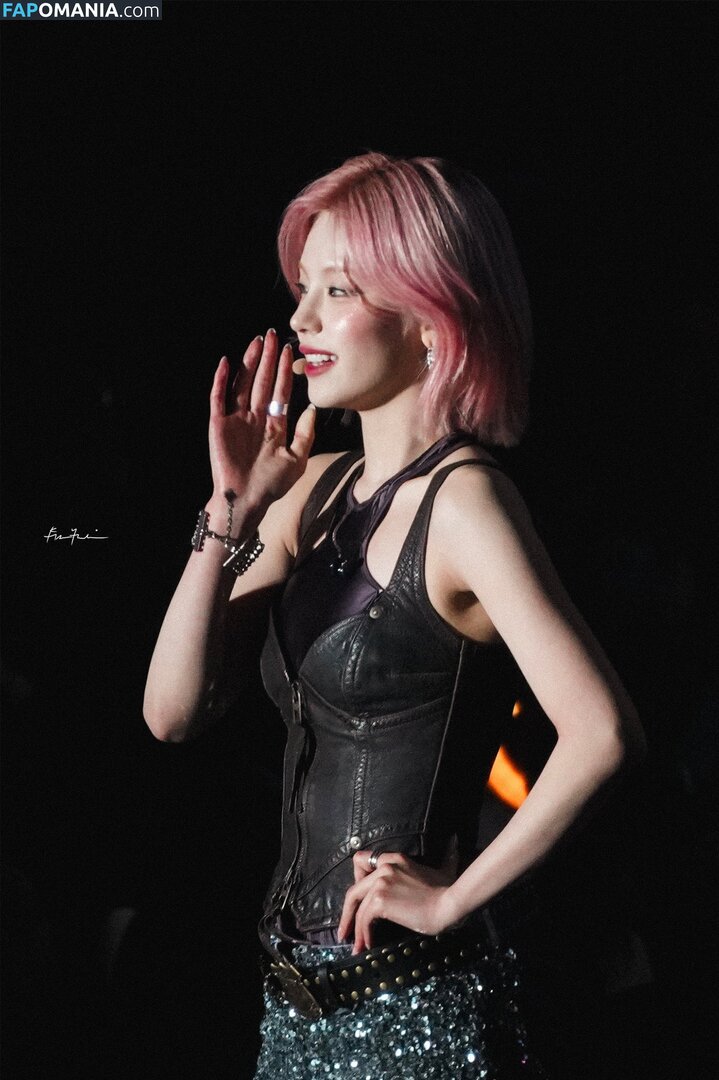 Hwang Ye-ji / ITZY (예지 / Yeji / yezyizhere Nahý OnlyFans  Uniklá fotka #29