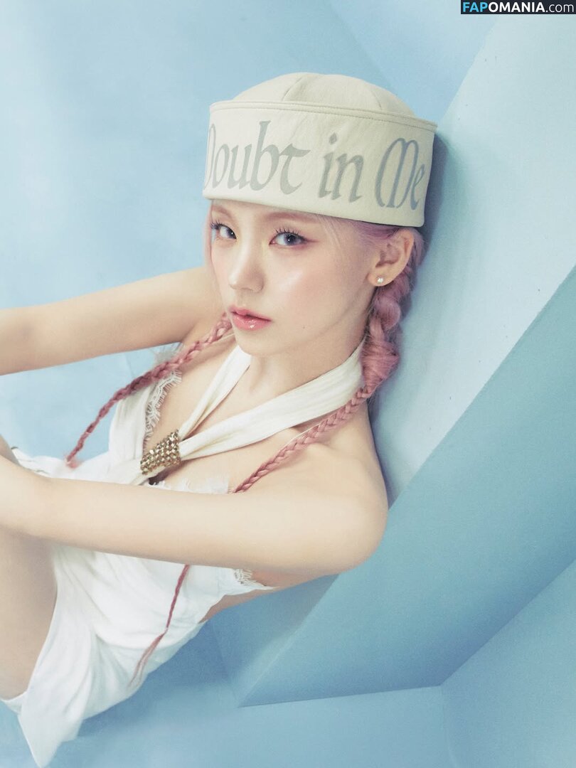 Hwang Ye-ji / ITZY (예지 / Yeji / yezyizhere Nahý OnlyFans  Uniklá fotka #58