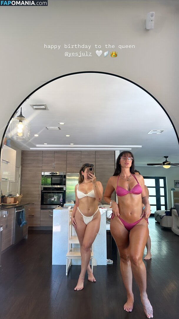 Yesjulz / https: / yesjulztv Nahý OnlyFans  Uniklá fotka #38