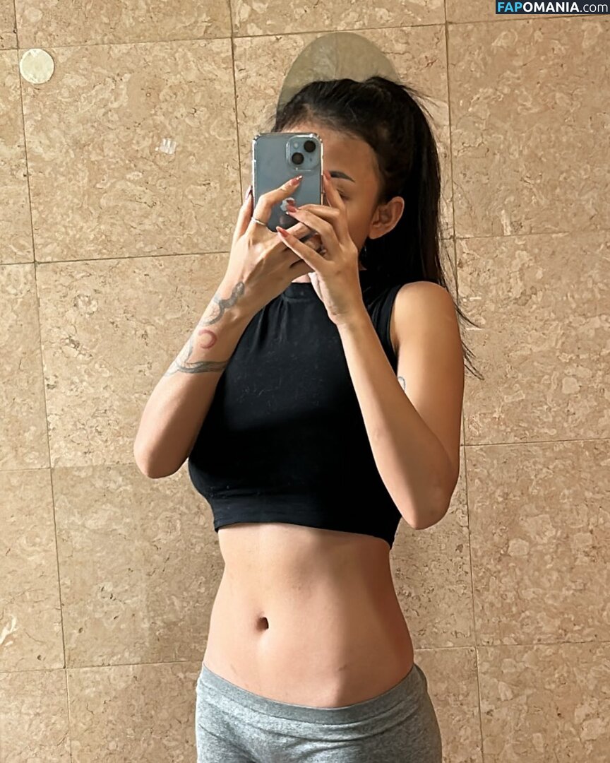 5leepyhead_ / Yeti Kurnia / https: / notp0cahonta5 Nahý OnlyFans  Uniklá fotka #1