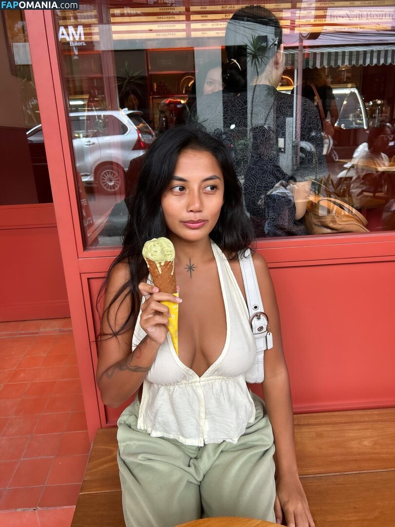 5leepyhead_ / Yeti Kurnia / https: / notp0cahonta5 Nahý OnlyFans  Uniklá fotka #10