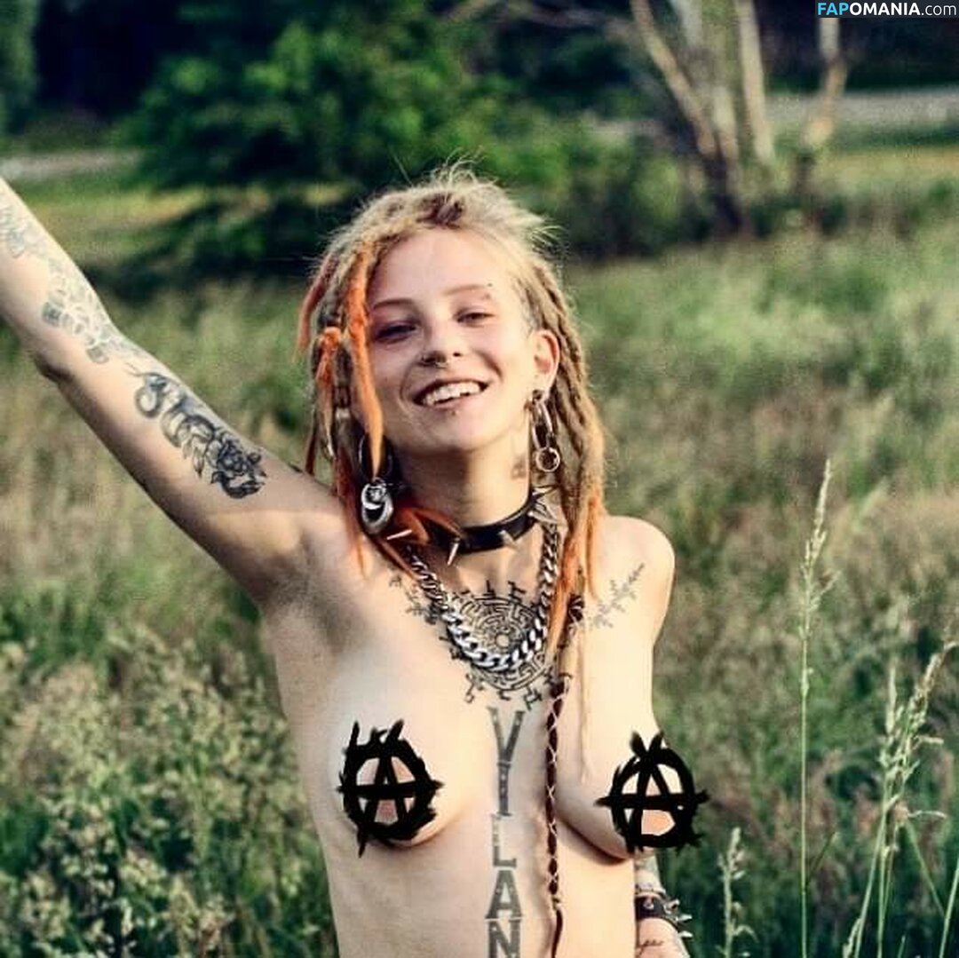 Yuka Vilano / shalashinika / yuka.vilano Nahý OnlyFans  Uniklá fotka #1