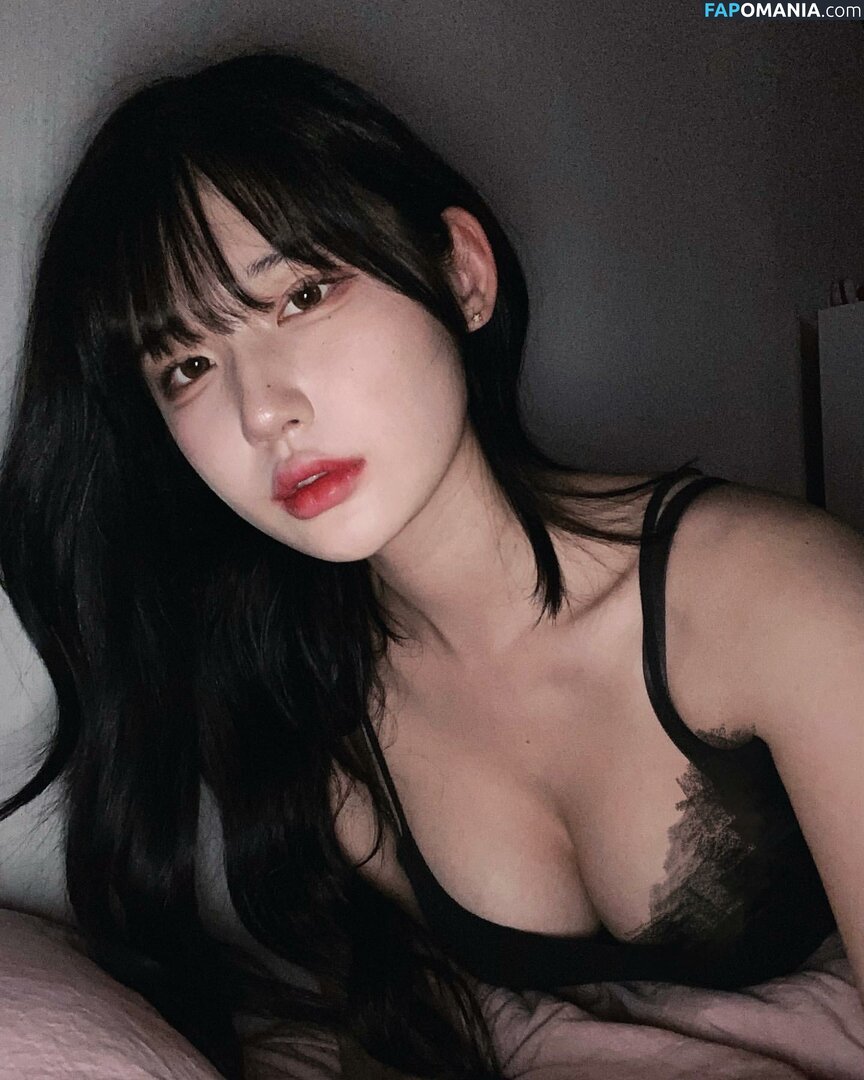 yule_.0.03 Nahý OnlyFans  Uniklá fotka #126