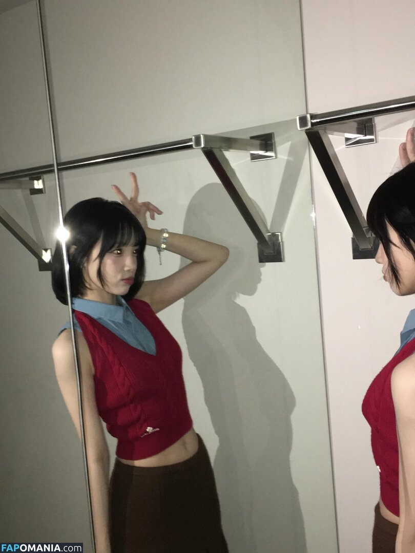 _Yuqi_ / https: / yuqisong.923 / yuqisun Nahý OnlyFans  Uniklá fotka #39