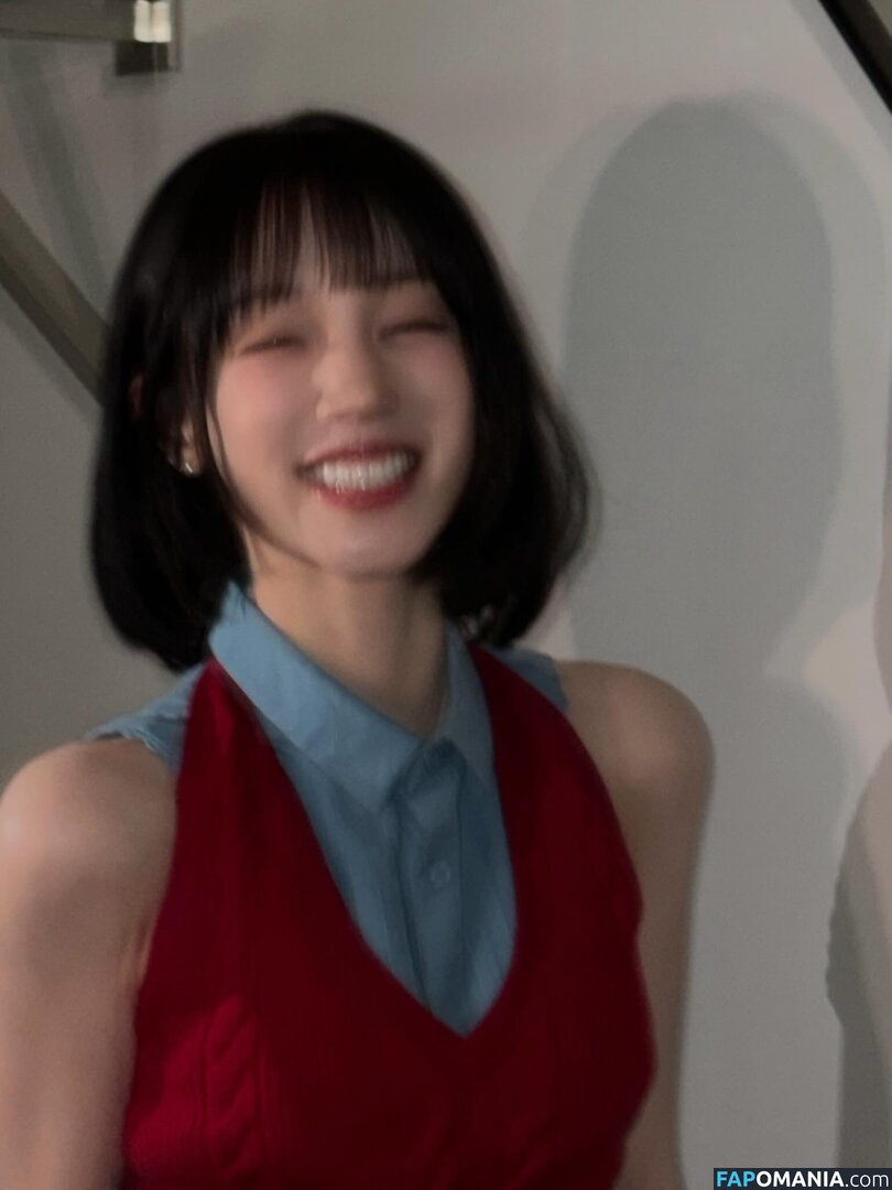 _Yuqi_ / https: / yuqisong.923 / yuqisun Nahý OnlyFans  Uniklá fotka #43