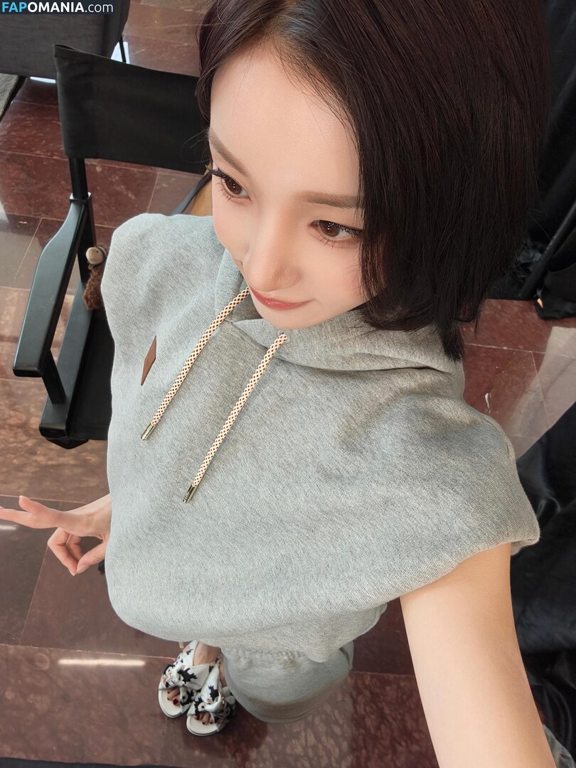_Yuqi_ / https: / yuqisong.923 / yuqisun Nahý OnlyFans  Uniklá fotka #59