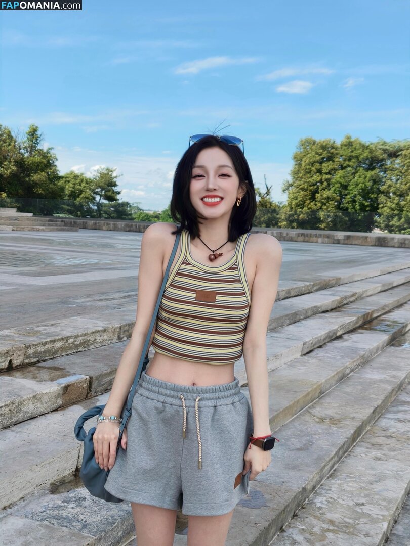 _Yuqi_ / https: / yuqisong.923 / yuqisun Nahý OnlyFans  Uniklá fotka #73