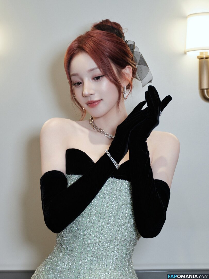 _Yuqi_ / https: / yuqisong.923 / yuqisun Nahý OnlyFans  Uniklá fotka #82