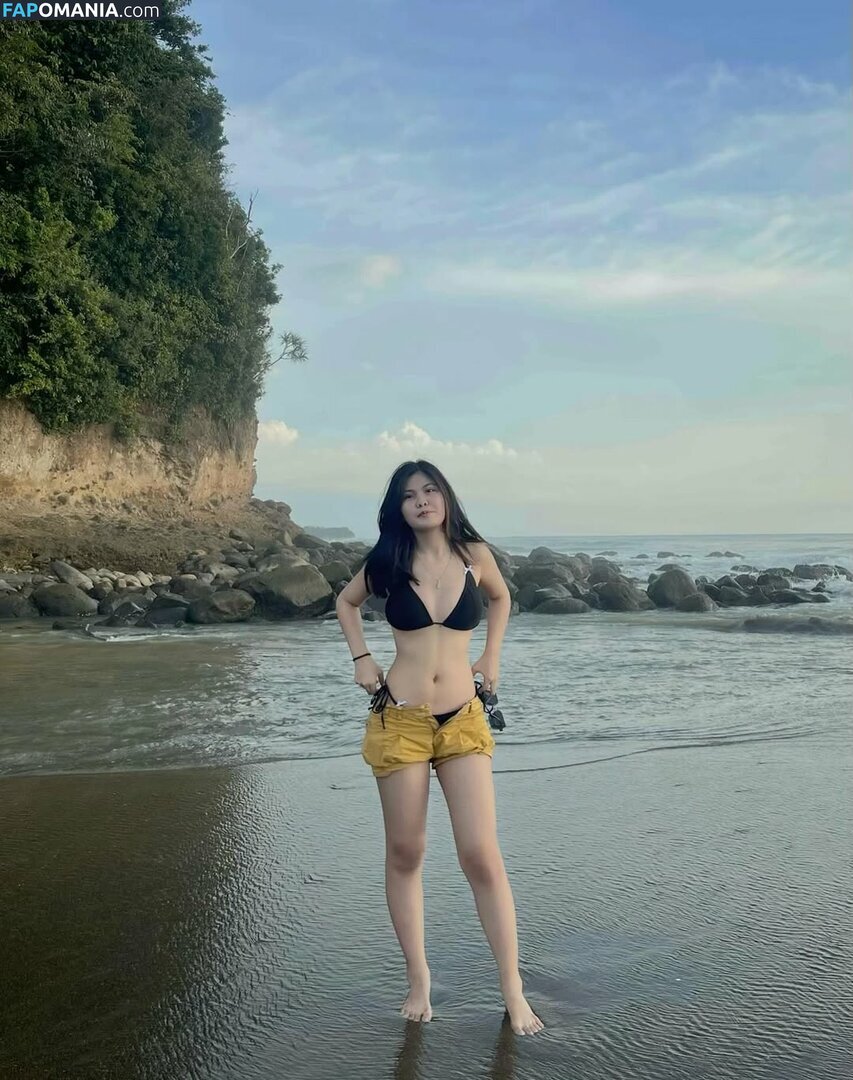 Yuri Gen / ilyrgennn / yengshdx_ Nahý OnlyFans  Uniklá fotka #7