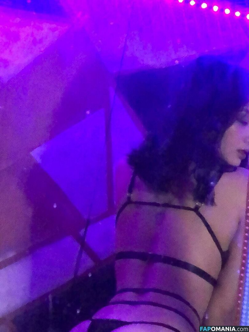 Zaiah Cazar / frstbite_iah / yukia_akuma / yukiaakuma / zaezacarias Nahý OnlyFans  Uniklá fotka #31