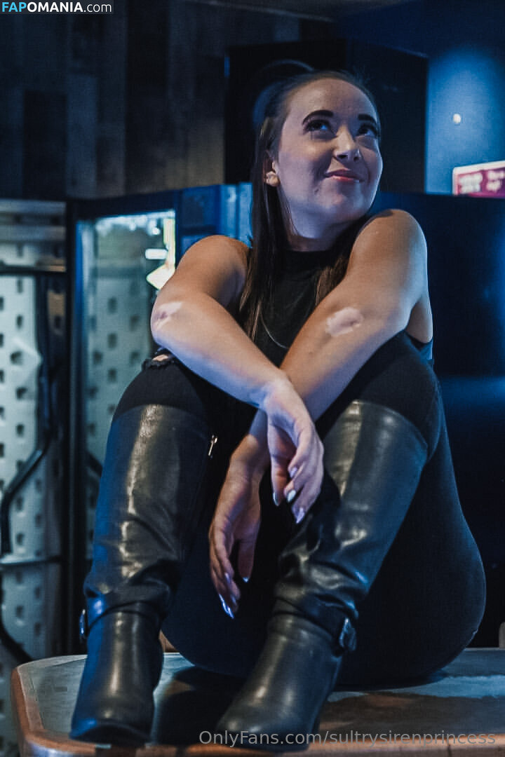 zaraddluxe / zaraluxeee Nahý OnlyFans  Uniklá fotka #12