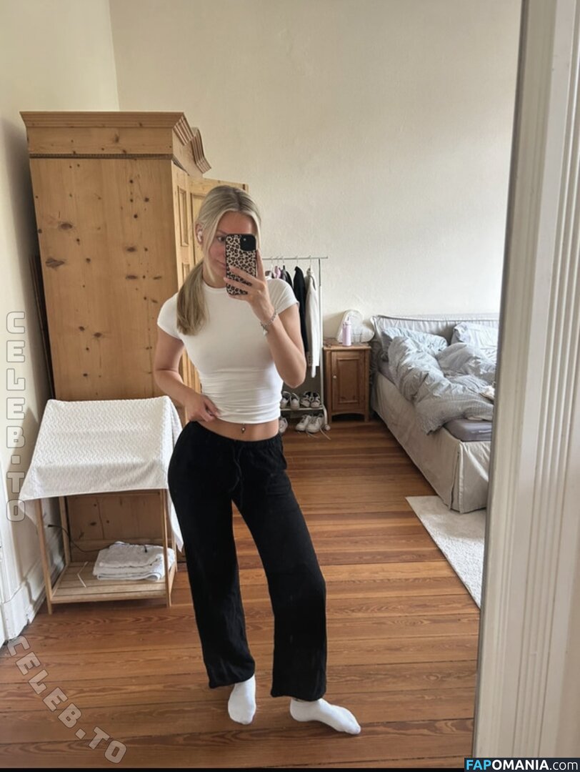 Zarah Ellen / zarah.ellen / zarah_eln Nahý OnlyFans  Uniklá fotka #1