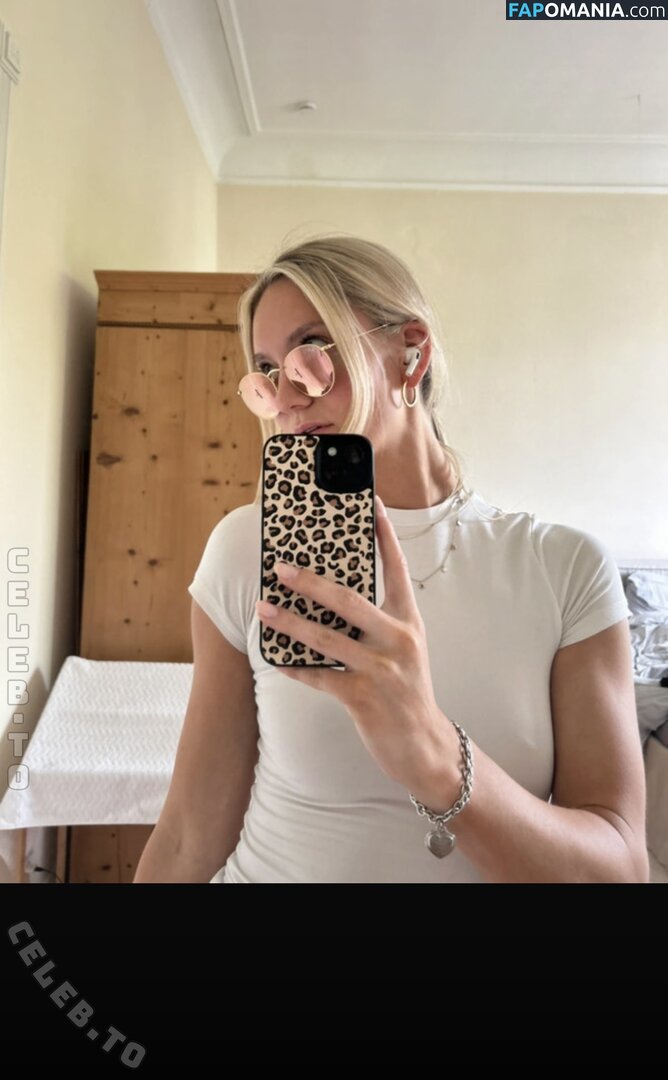Zarah Ellen / zarah.ellen / zarah_eln Nahý OnlyFans  Uniklá fotka #3