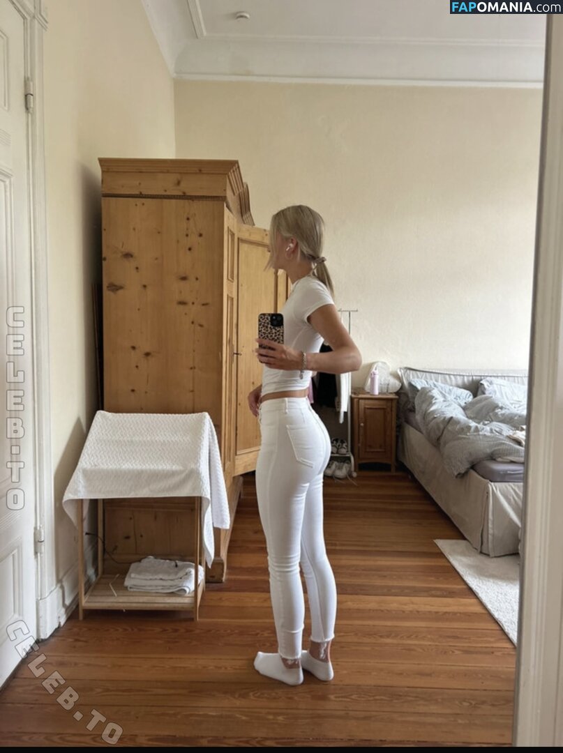 Zarah Ellen / zarah.ellen / zarah_eln Nahý OnlyFans  Uniklá fotka #4