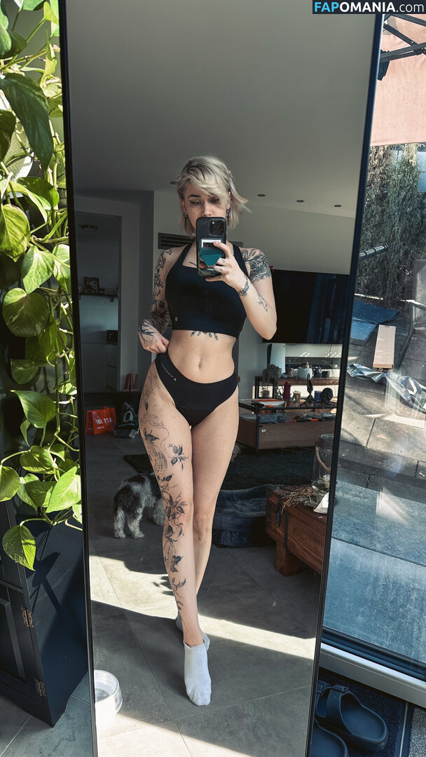 Zayuri / itsayurind / zayuriof Nahý OnlyFans  Uniklá fotka #1