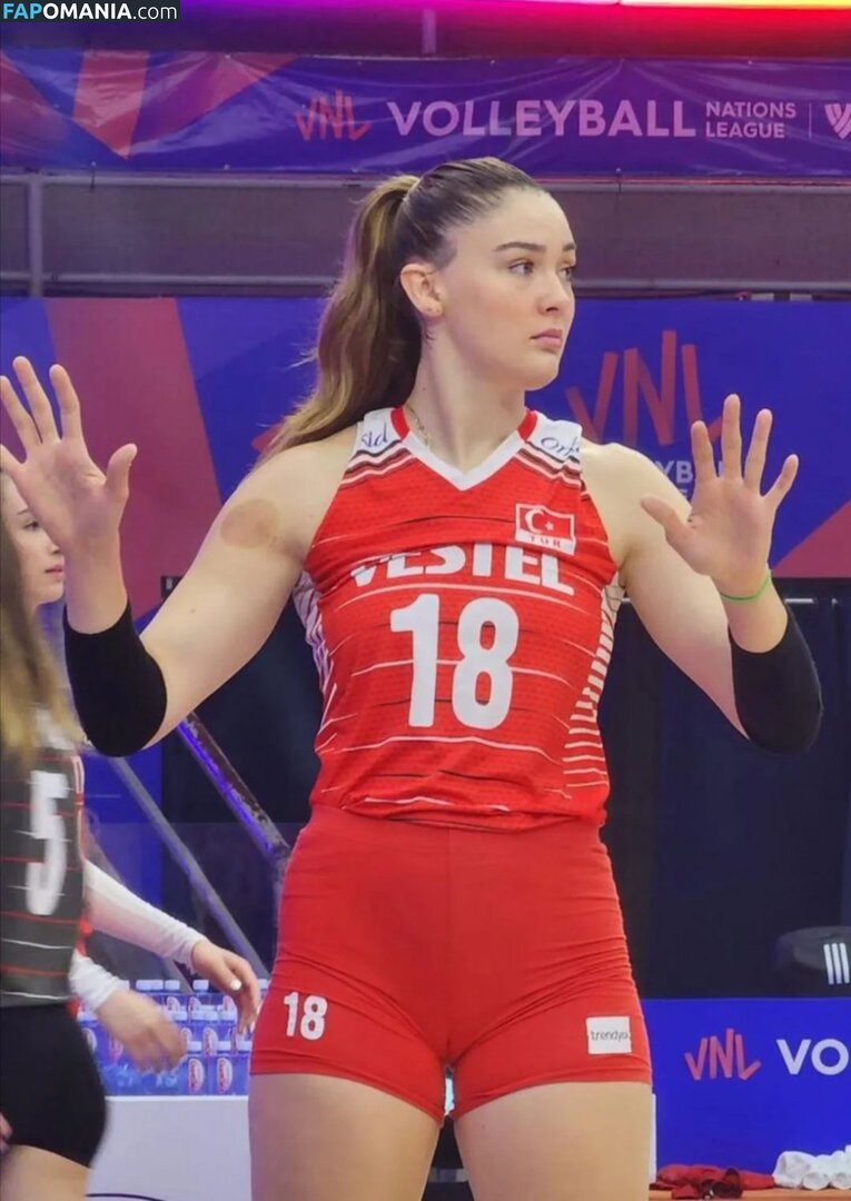Zehra Gunes Nahý OnlyFans  Uniklá fotka #13