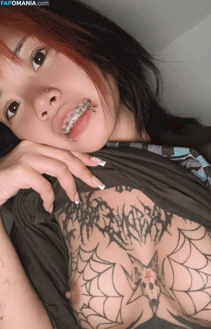 _lucifxrr / zemlovesu / zems3lling / zemynsfw Nahý OnlyFans  Uniklá fotka #1