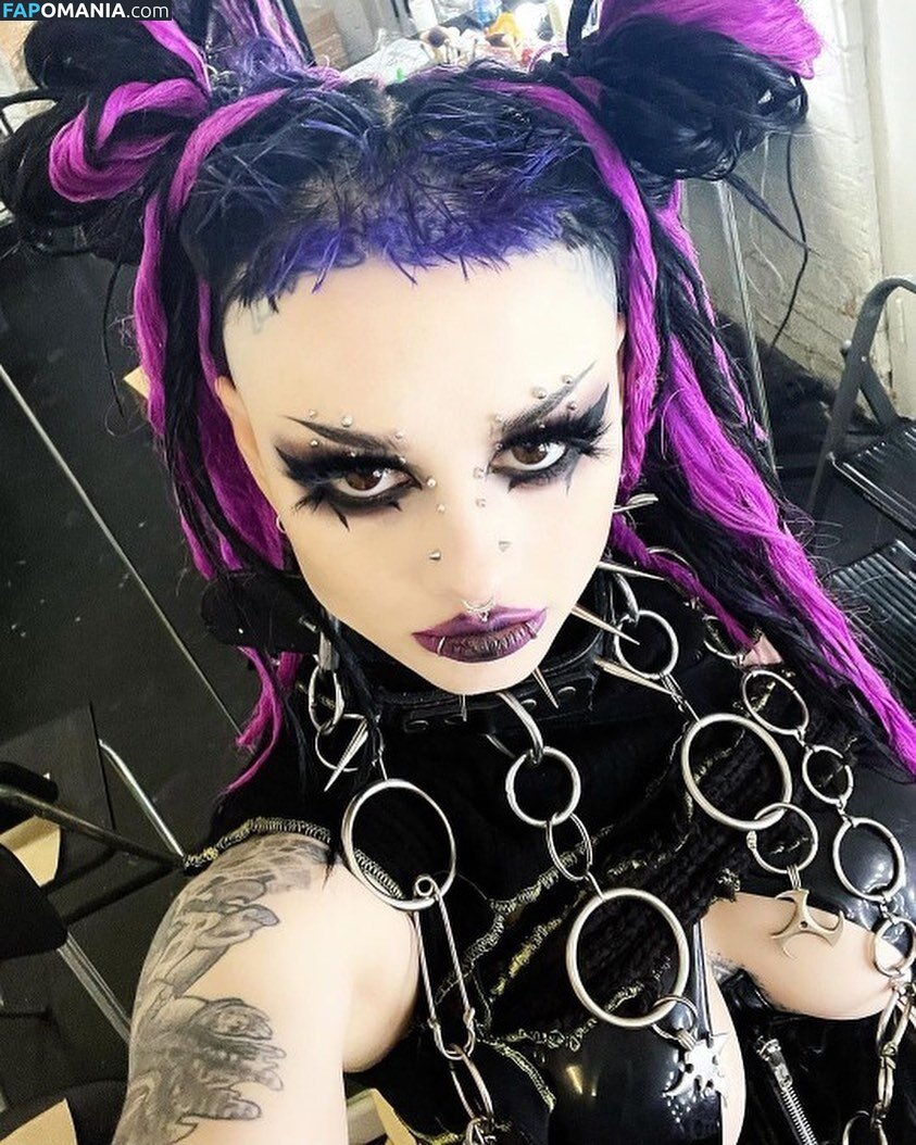 Zheani / Zheani Sparkes / askulloffoxes Nahý OnlyFans  Uniklá fotka #2