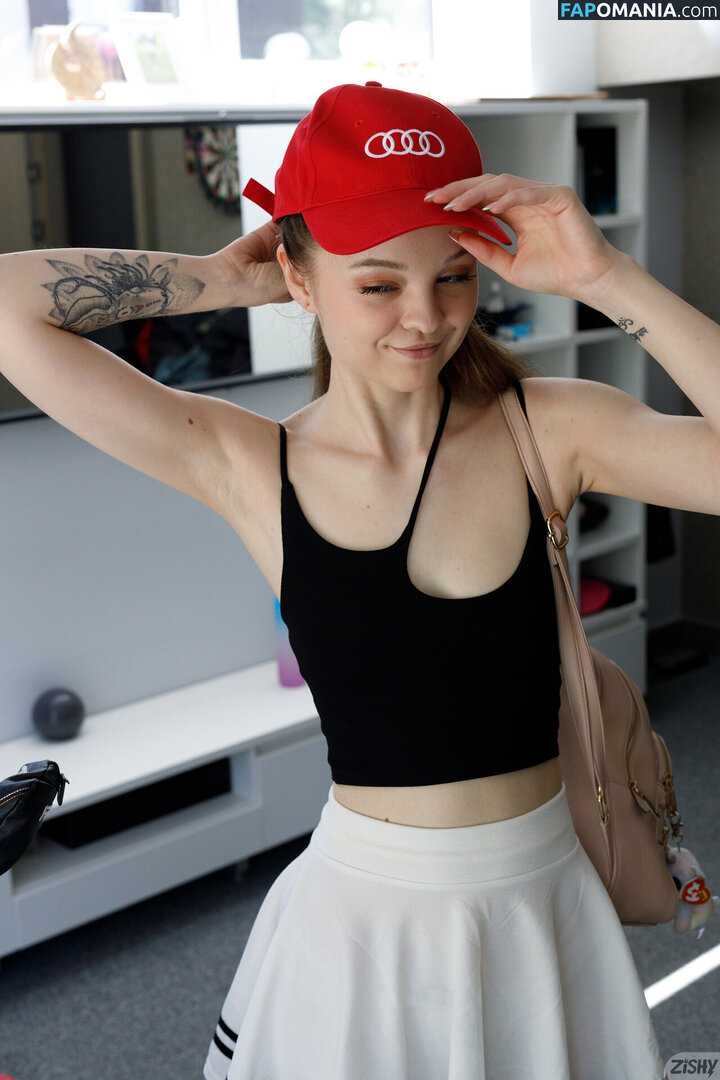 Zishy / zishylives Nahý OnlyFans  Uniklá fotka #352