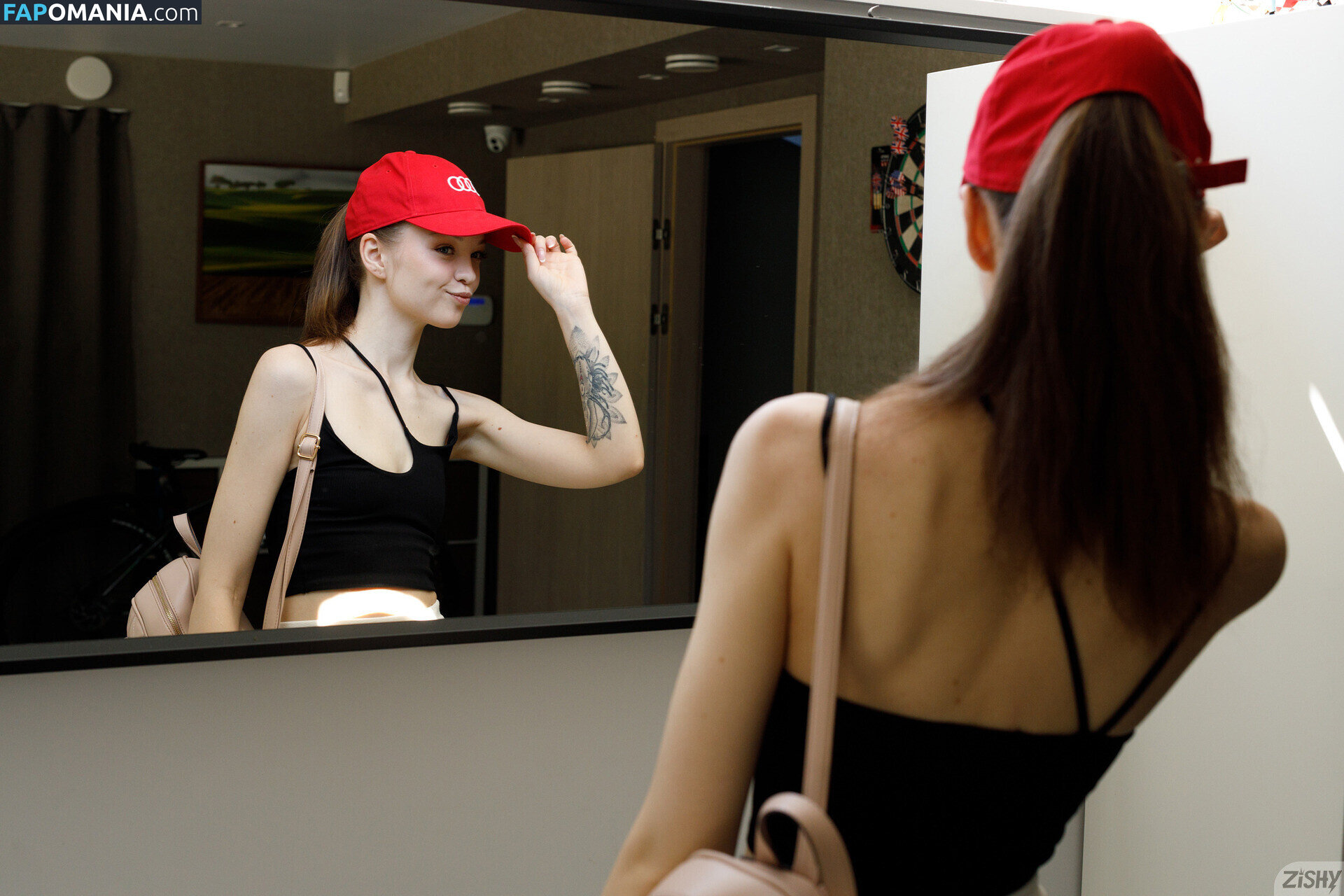 Zishy / zishylives Nahý OnlyFans  Uniklá fotka #353
