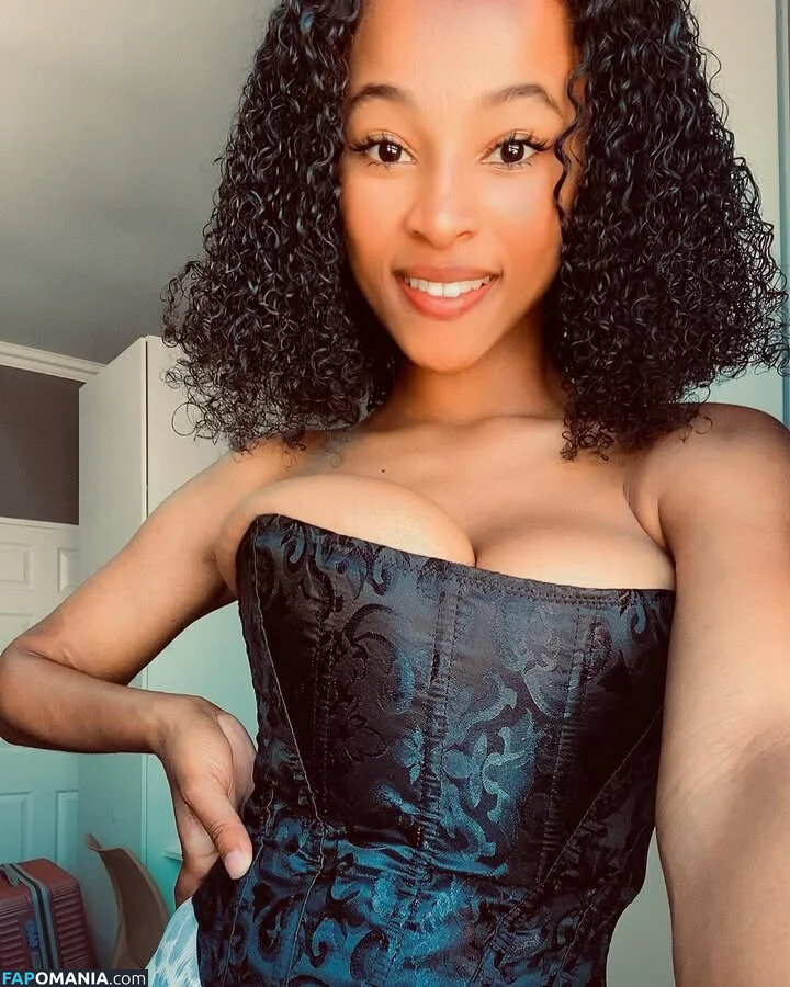 Zizipho Ondiswa / majokwenizizipho / zizipho_majokweni Nahý OnlyFans  Uniklá fotka #9
