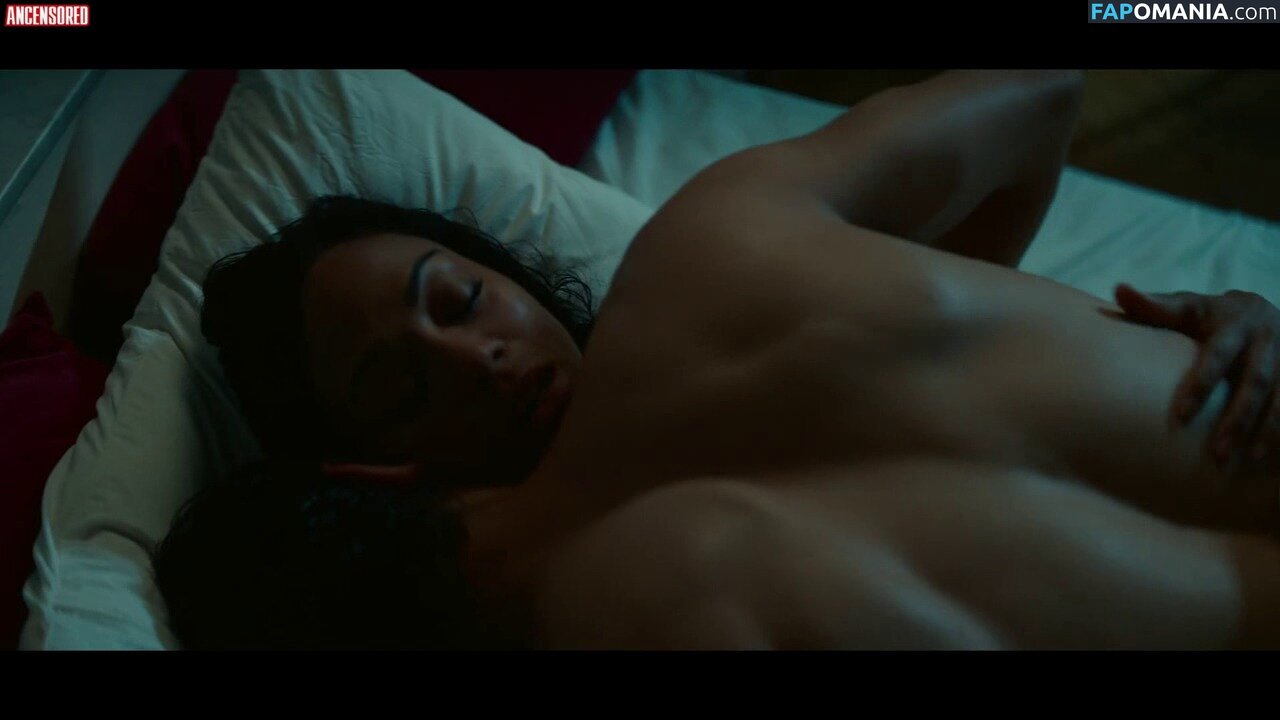 Zoë Saldana Nahý OnlyFans  Uniklá fotka #10