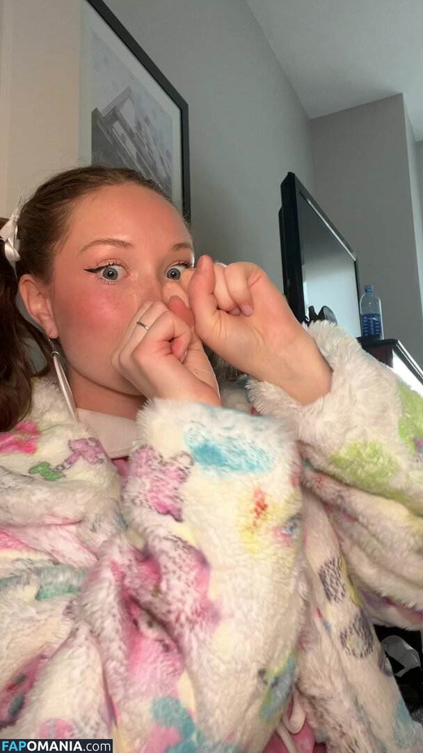 Zoe Colletti / zoecolletti Nahý OnlyFans  Uniklá fotka #86