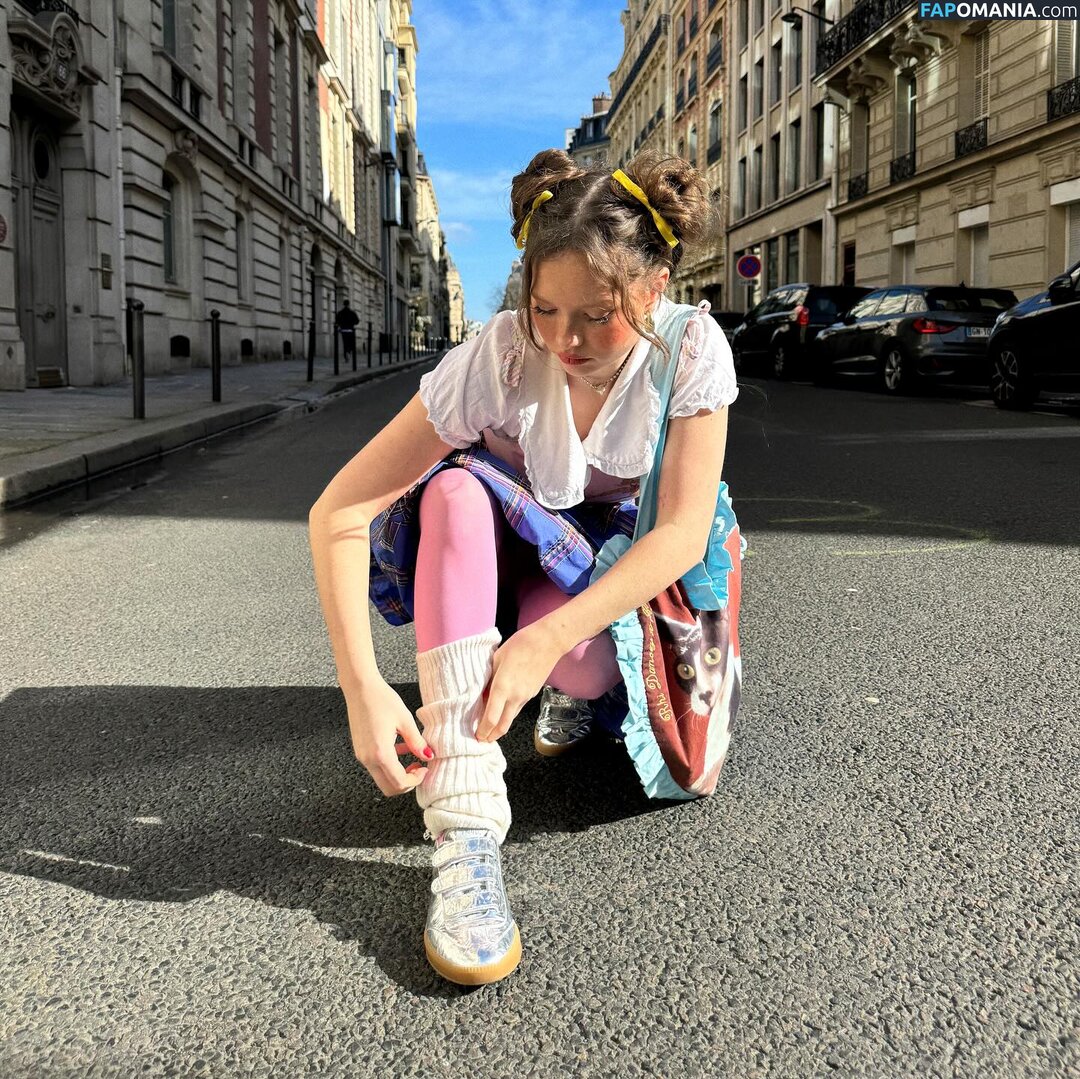 Zoe Colletti / zoecolletti Nahý OnlyFans  Uniklá fotka #88