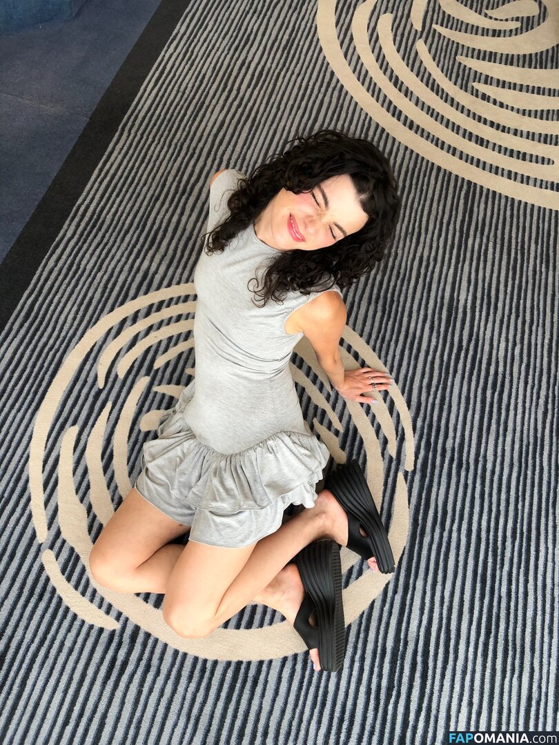 Zoe Steiner / https: / zoesteiner / zoesteiner2 Nahý OnlyFans  Uniklá fotka #10