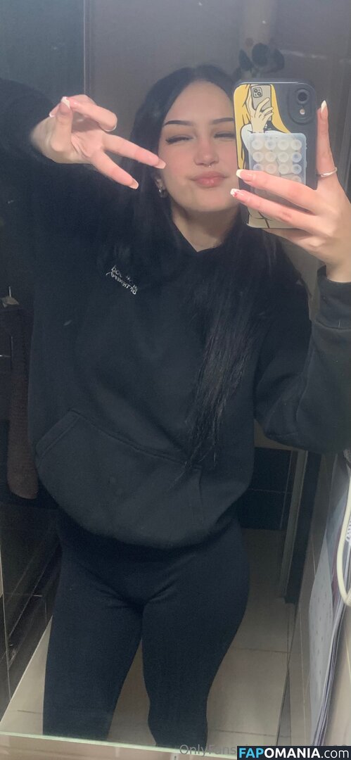 Zuzinkaa / zuz.ankaa.aa / zuzankaa18 Nahý OnlyFans  Uniklá fotka #1